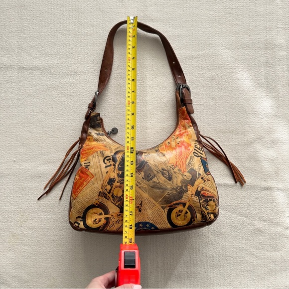 Bertotti - Leather Shoulder Bag - Picture 5 of 8